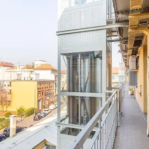 Appartamento Modern In Next To Metro M5 - Sarca 73, Milano