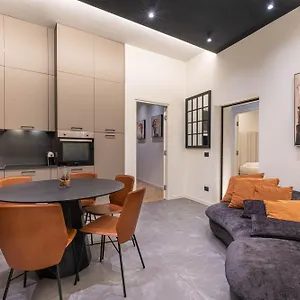 Appartamento Moscova Luxury In Brera With Wifi And 3 Bedrooms, Milano